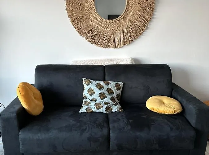 En Rez De Jardin Sur La דירה