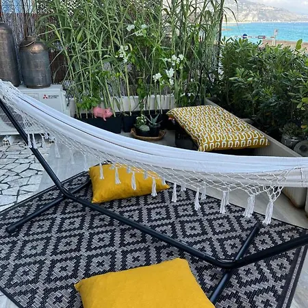 En Rez De Jardin Sur La Appartamento Mentone