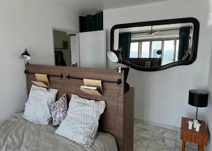 En Rez De Jardin Sur La Apartment