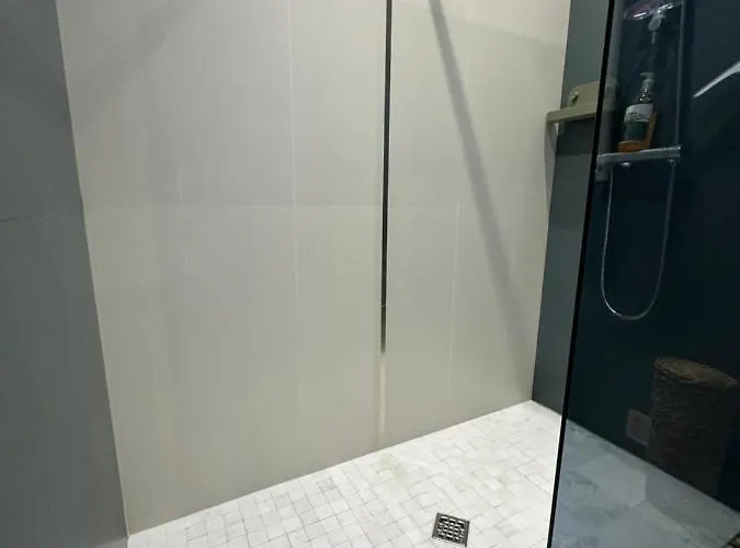 En Rez De Jardin Sur La * Menton